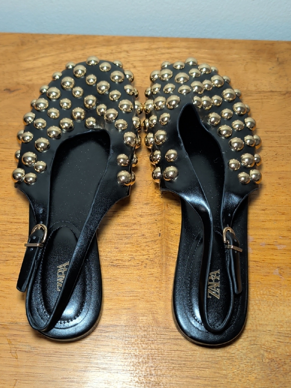 Zara Black Slingback Ballet Flats with Gold Stud Embellishments Women's Size 6.5 - Picture 3 of 6